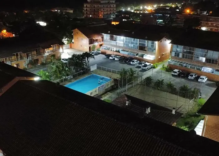 Ap Em Ubatuba - 250 Metros Da Praia Do Sape - Maranduba - Condominio Ville II Com Piscina