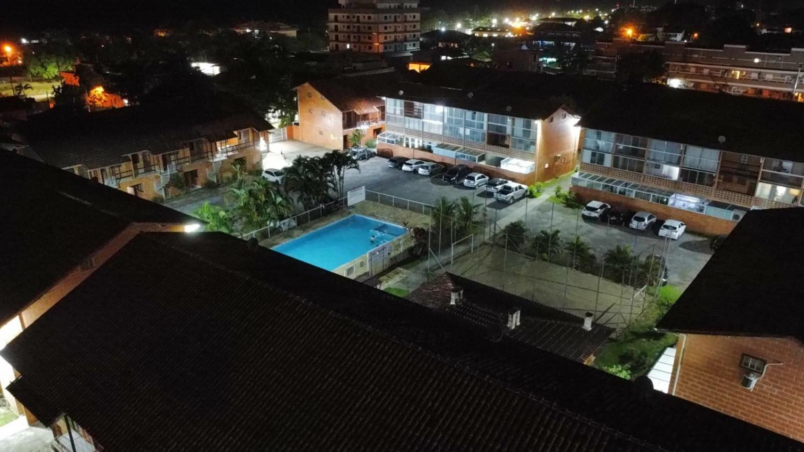 Ap Em - 250 Metros Da Do Sape - Maranduba - Ii Com Piscina * Ubatuba