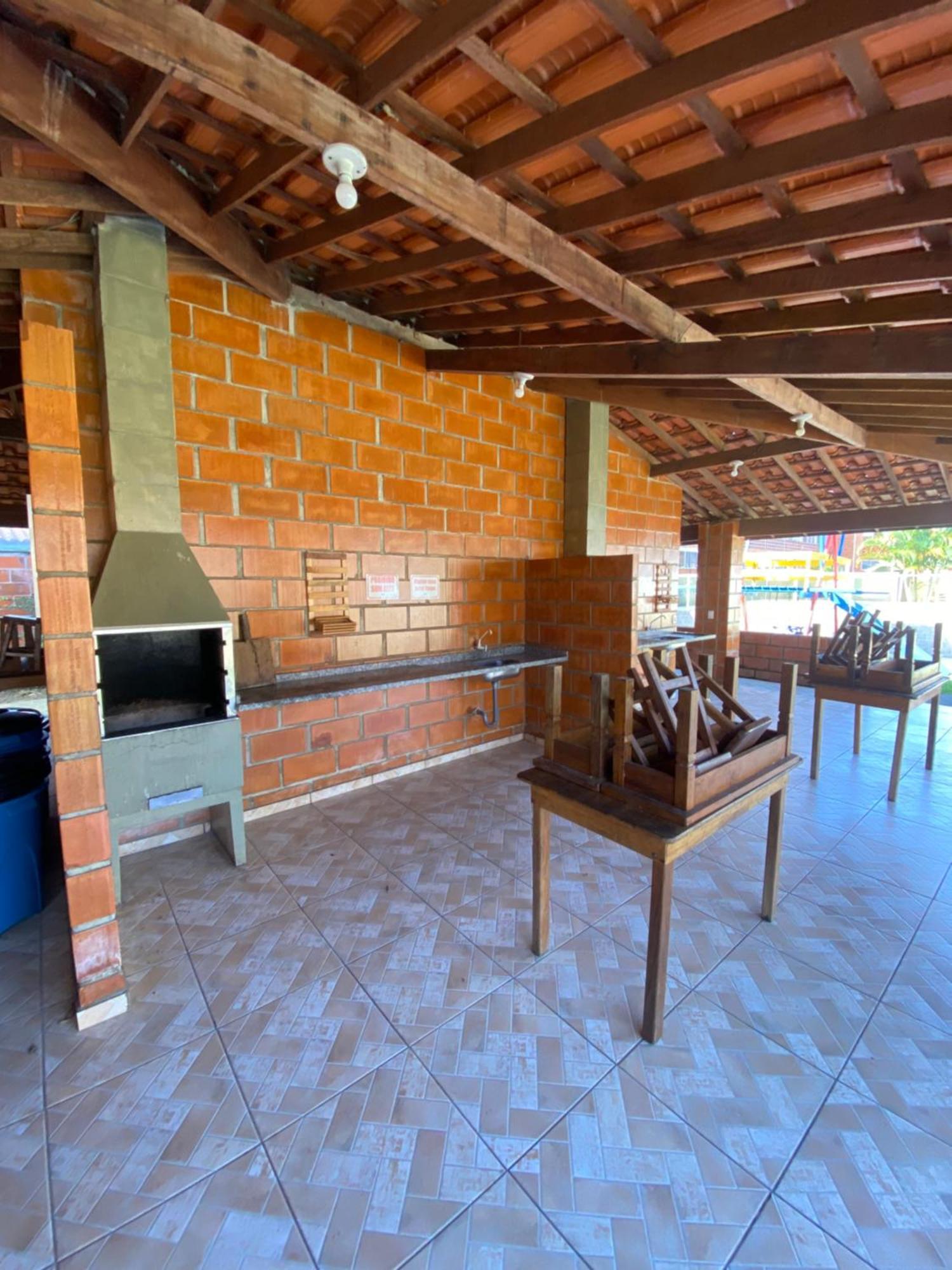 Ap Em - 250 Metros Da Do Sape - Maranduba - Ii Com Piscina *