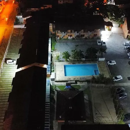 Ap Em Ubatuba - 250 Metros Da Praia Do Sape - Maranduba - Condominio Ville II Com Piscina Exterior photo